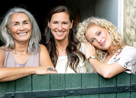 Model: Charline 69325