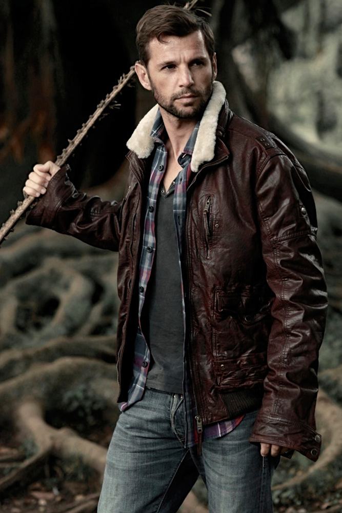 Model: Francisco 19289