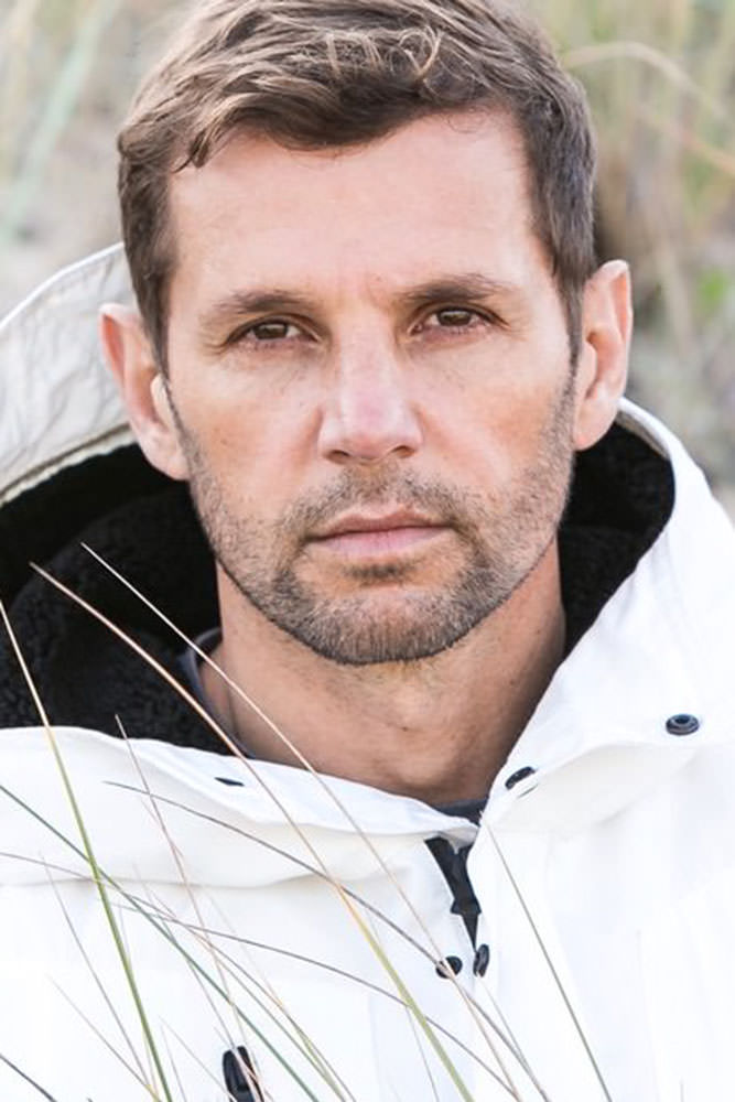 Model: Francisco 69287