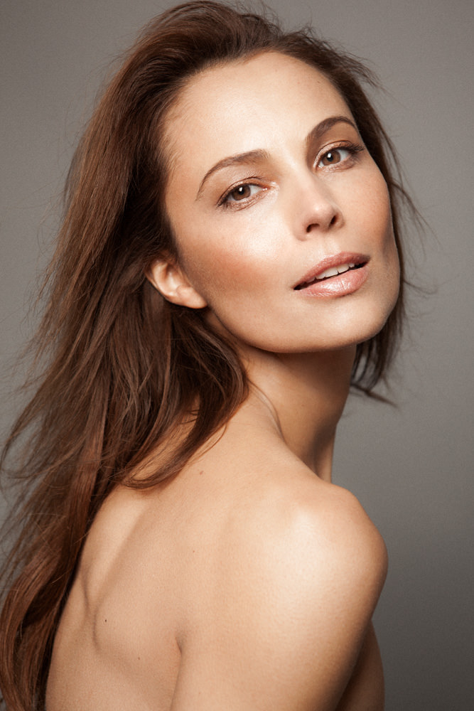 Model: Claudia 45494