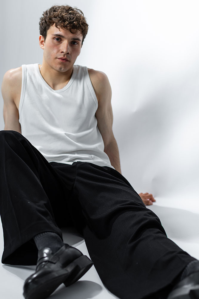 Model: Louis 116028