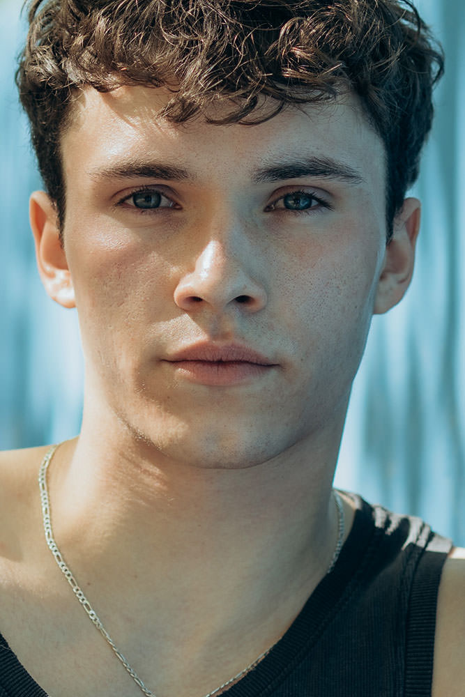 Model: Louis 116032