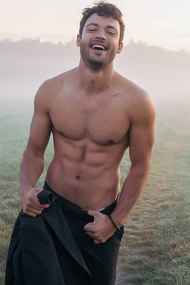 Model: Daniel 104203