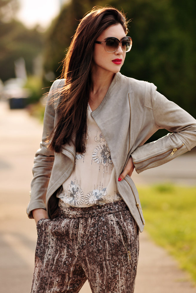 Model: Melanie 48591