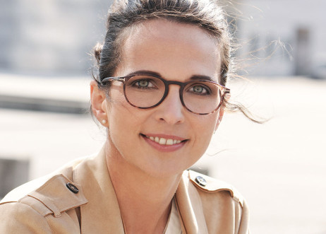 Model: Jeanette 72695