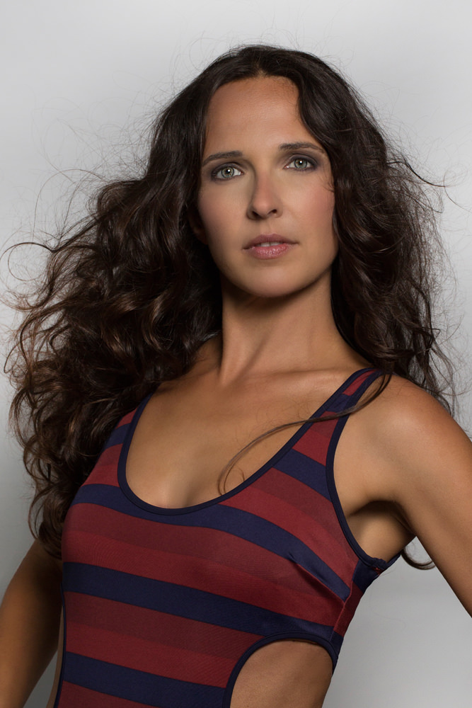 Model: Jeanette 48884