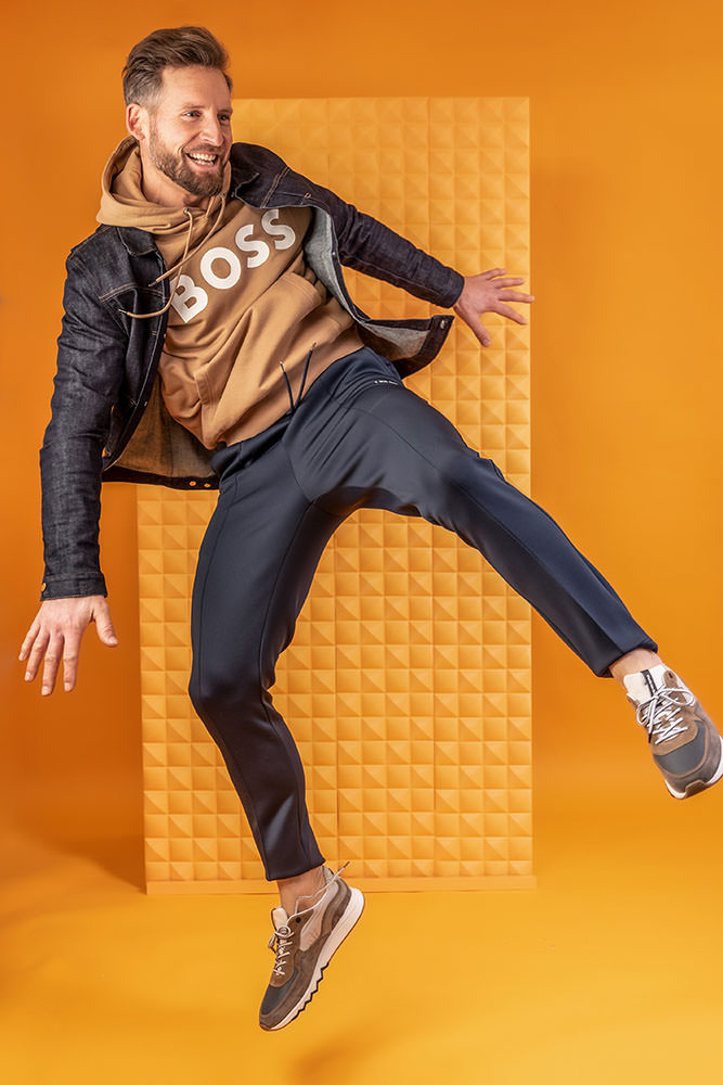 Model: Tobias 93702