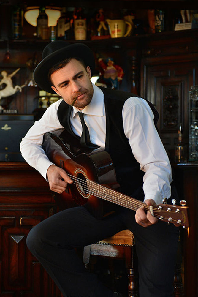 Model: Alexander 50434