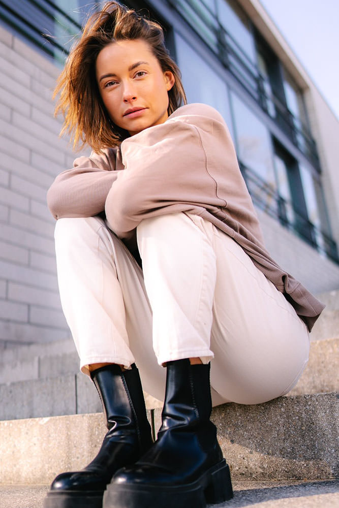 Model: Jennifer 96375