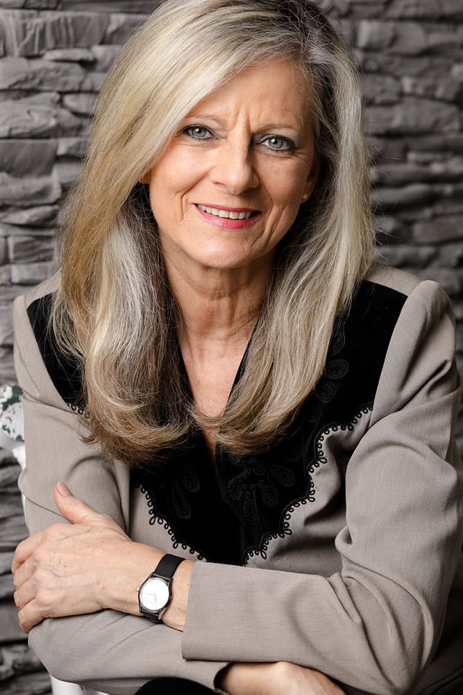 Model: Claudia 80991