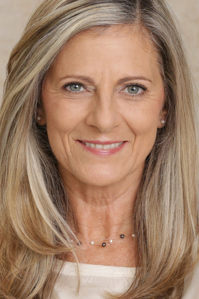 Model: Claudia 57555