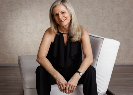 Model: Claudia 57668