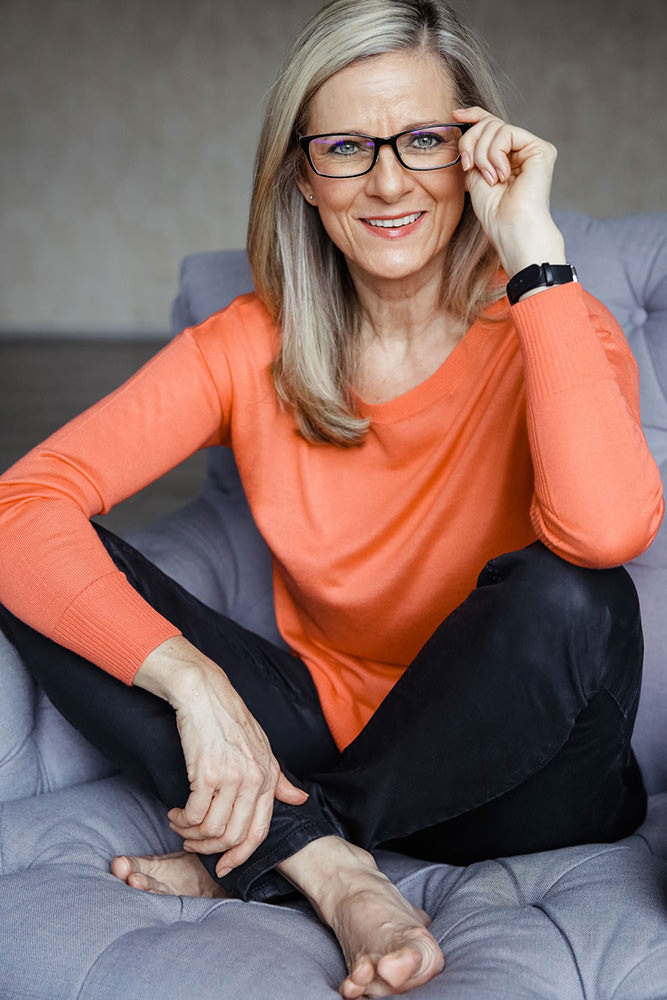 Model: Claudia 57677