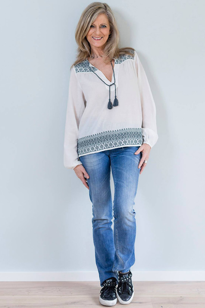 Model: Claudia 57684