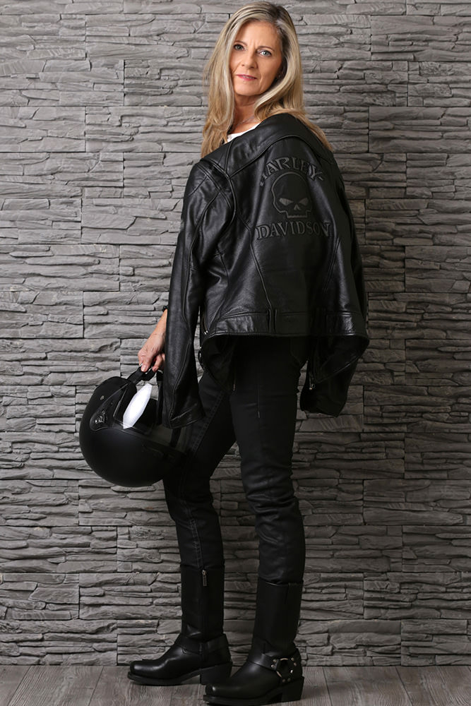 Model: Claudia 57690