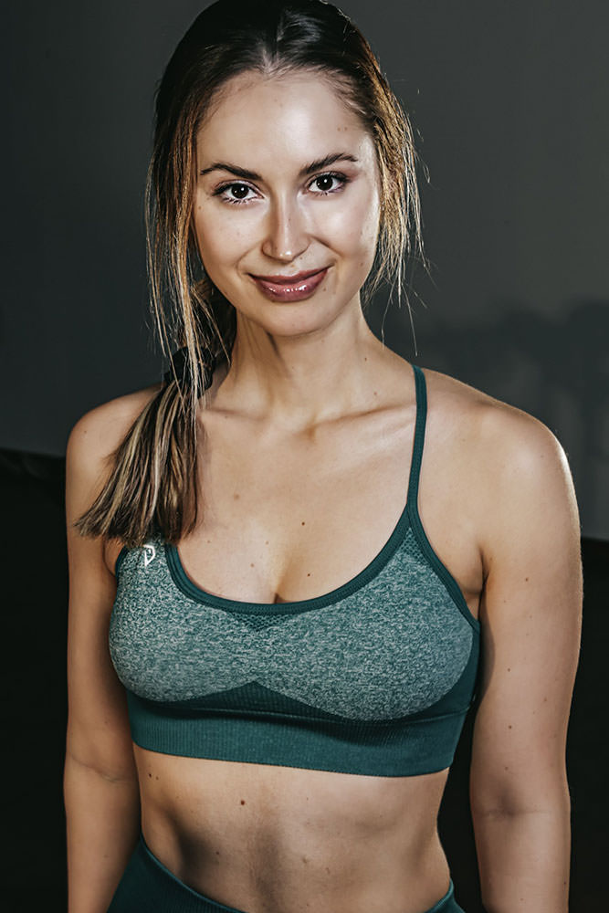 Model: Veronica 86729