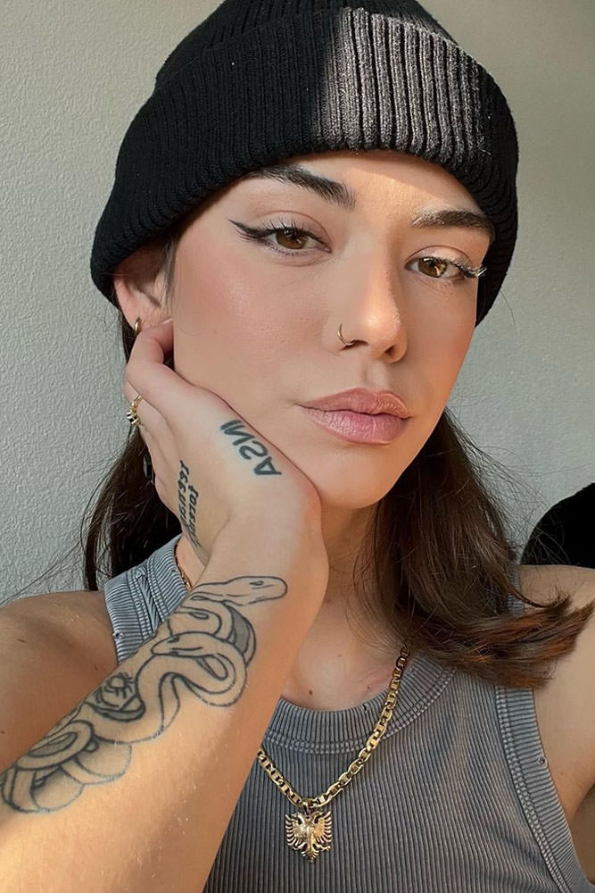 Model: Adina-Nova 105832