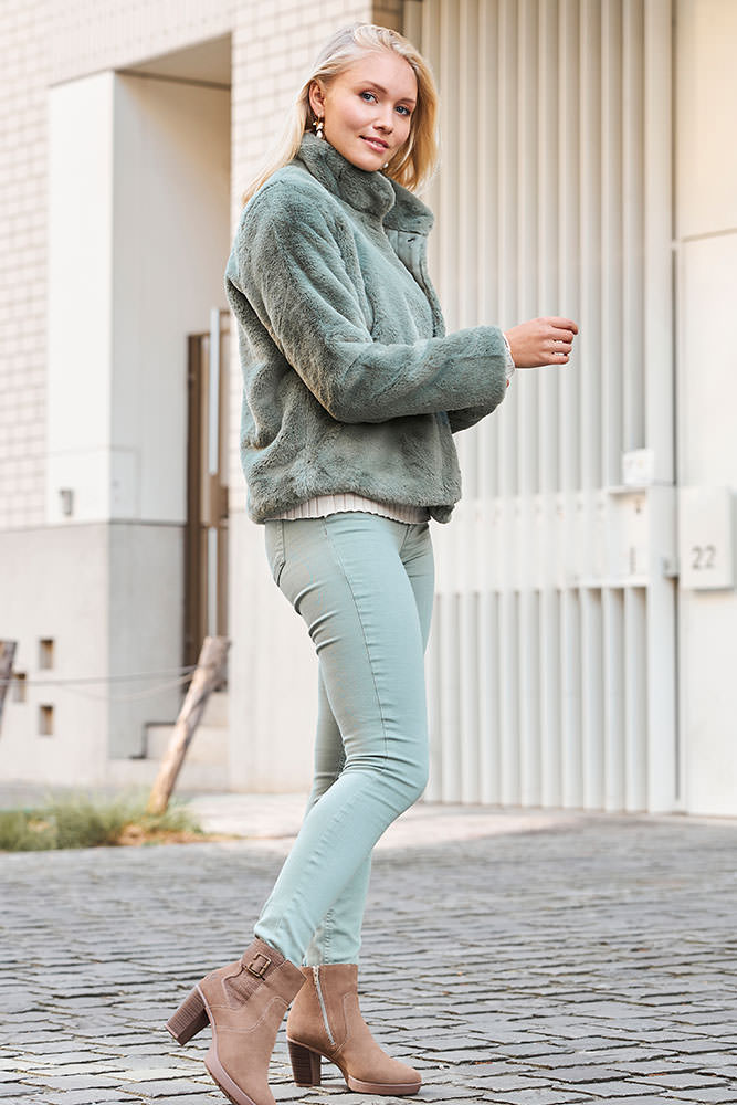 Model: Chiara 111020