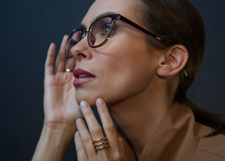 Model: Charleen 64710