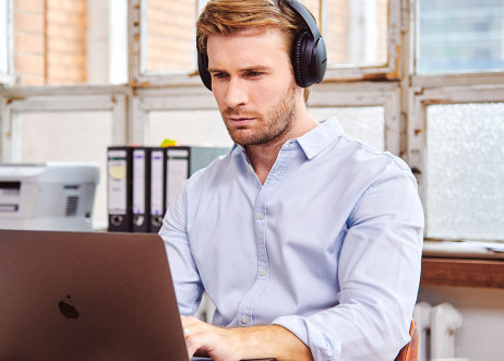 Model: Bastian 80032