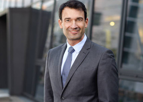 Model: Christian 67095