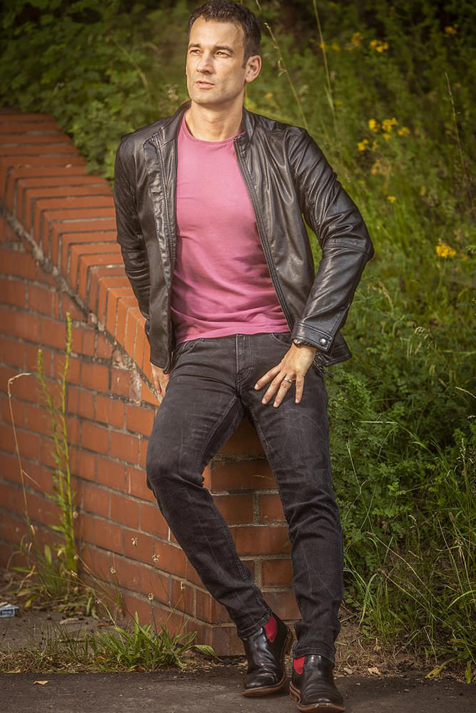 Model: Christian 67099