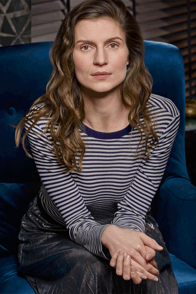 Model: Valerie 89971