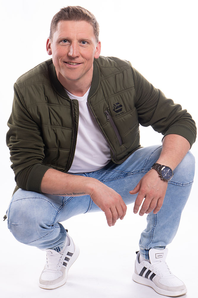 Model: Alexander 90106