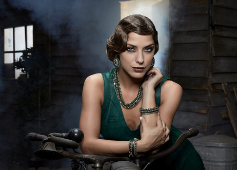 Styling: Virena Schenk 1002