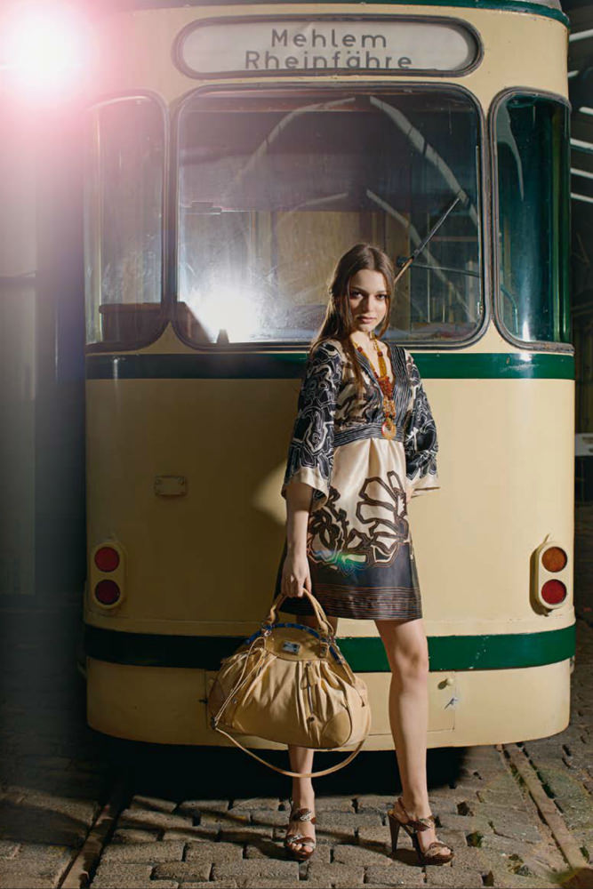 Styling: Doro Plattner 858